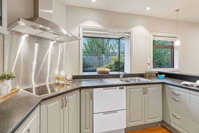 Photo of property in 308 Withells Road, Avonhead, Christchurch, 8042