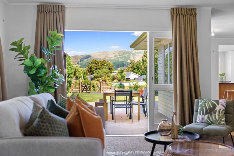 Photo of property in 310 Te Moana Road, Waikanae, 5036