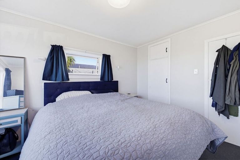 Photo of property in 22 Brookes Terrace, Waitara, 4320