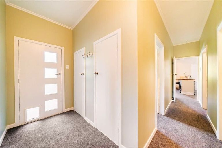 Photo of property in 104 Akatarawa Road, Birchville, Upper Hutt, 5018