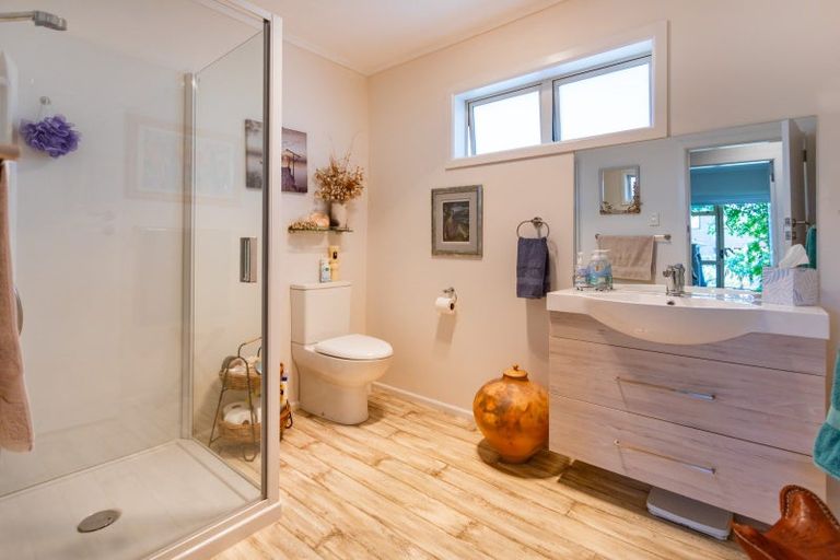 Photo of property in 55 Manaia Road, Tairua, 3508