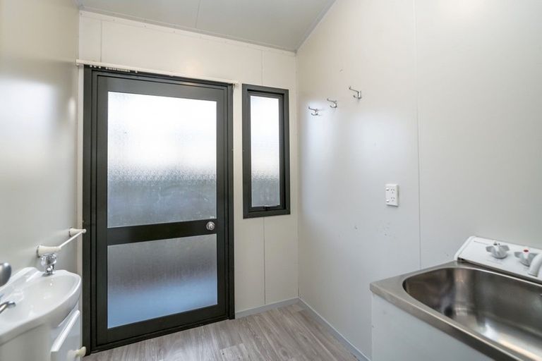 Photo of property in 14a Tasman Crescent, Carterton, 5713