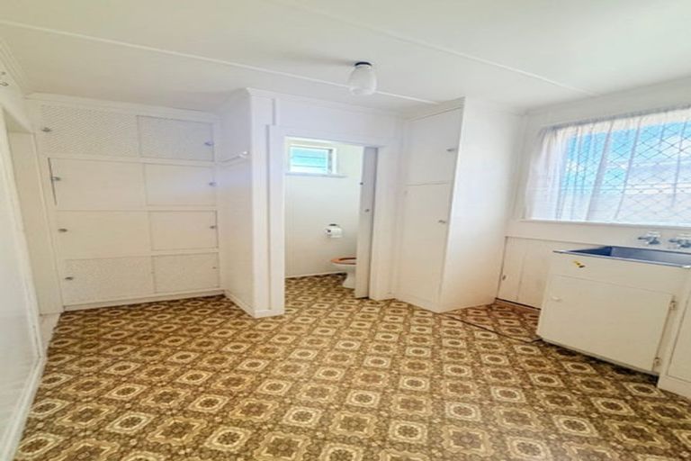 Photo of property in 72 Macdonald Street, Elgin, Gisborne, 4010