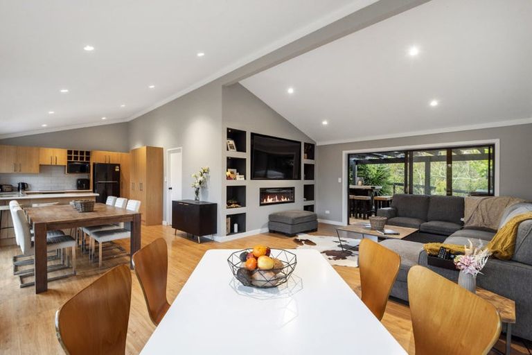 Photo of property in 2 Moses Road, Kaukapakapa, 0873