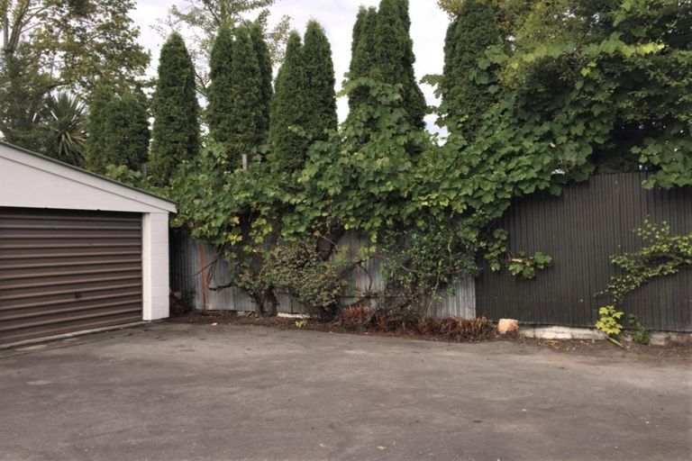Photo of property in 1/23a Hamilton Avenue, Ilam, Christchurch, 8041