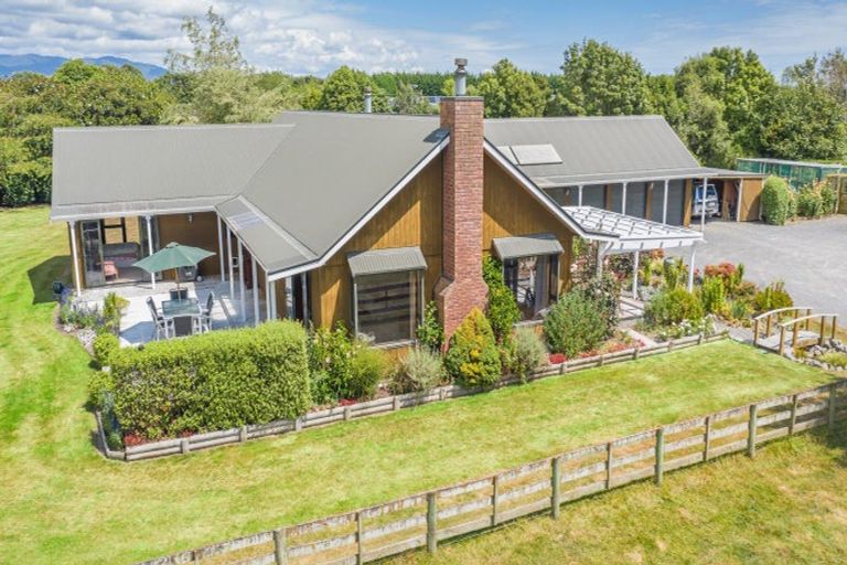 Photo of property in 153 Buller Road, Levin, 5571