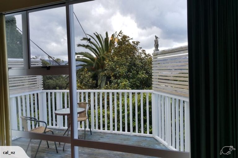 Photo of property in 56 Kinghorne Street, Strathmore Park, Wellington, 6022