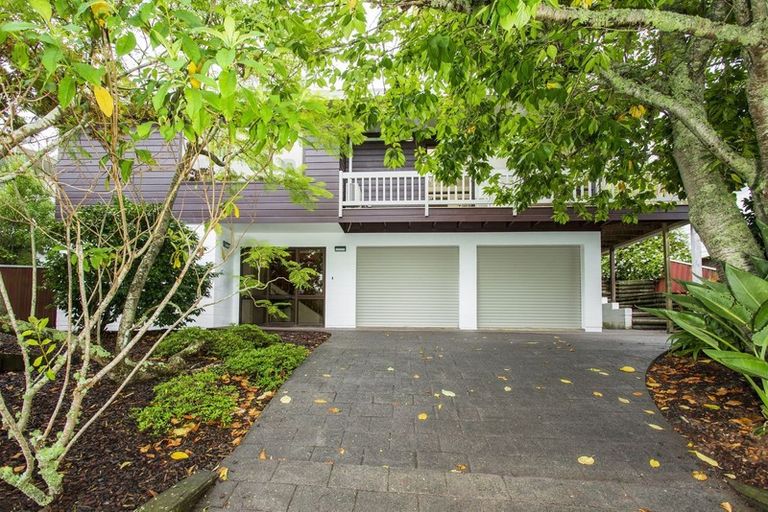 Photo of property in 116 Stapleford Crescent, Browns Bay, Auckland, 0630