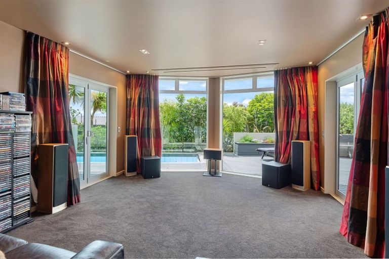 Photo of property in 1 Ti Kouka Eco Lane, Redcliffs, Christchurch, 8081