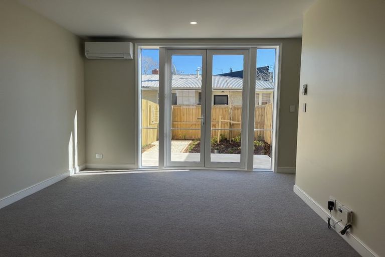 Photo of property in 2/266 Kilmore Street, Christchurch Central, Christchurch, 8011