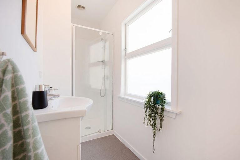 Photo of property in 168a Sydney Street West, Thorndon, Wellington, 6011