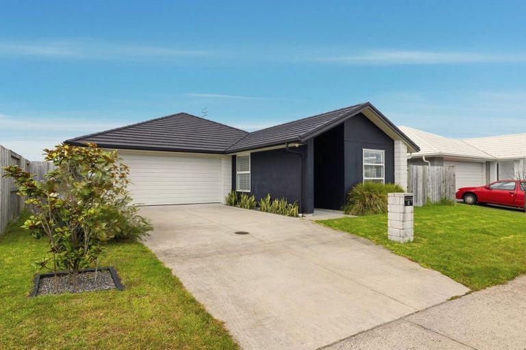 Photo of property in 3 Furlong Road, Papamoa, 3118