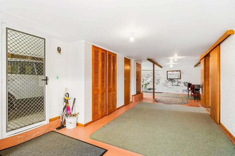 Photo of property in 11 Mountain Road, Morningside, Whangarei, 0110
