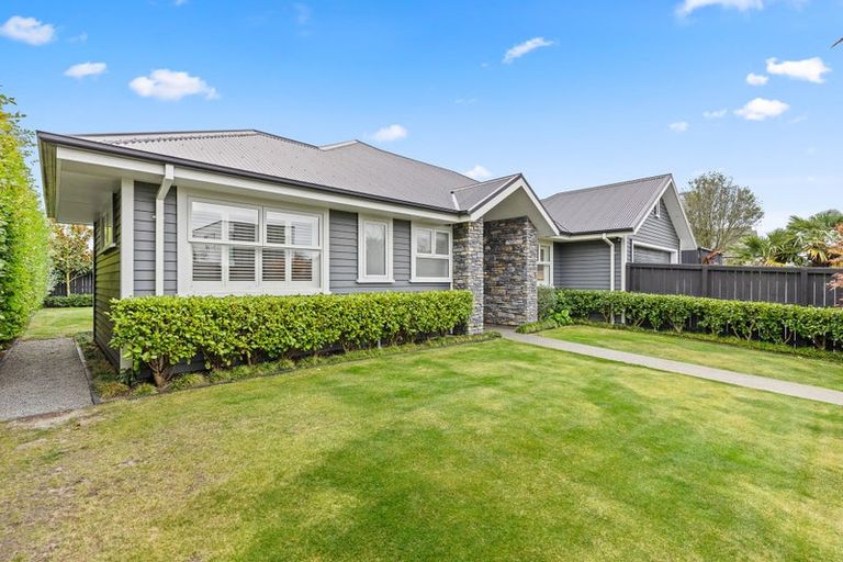 Photo of property in 95 Office Road, Merivale, Christchurch, 8014