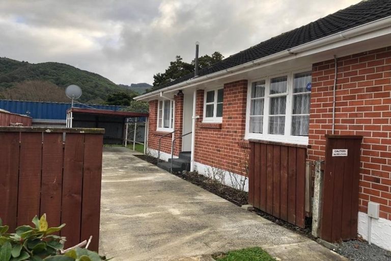 Photo of property in 68b Hikurangi Street, Trentham, Upper Hutt, 5018