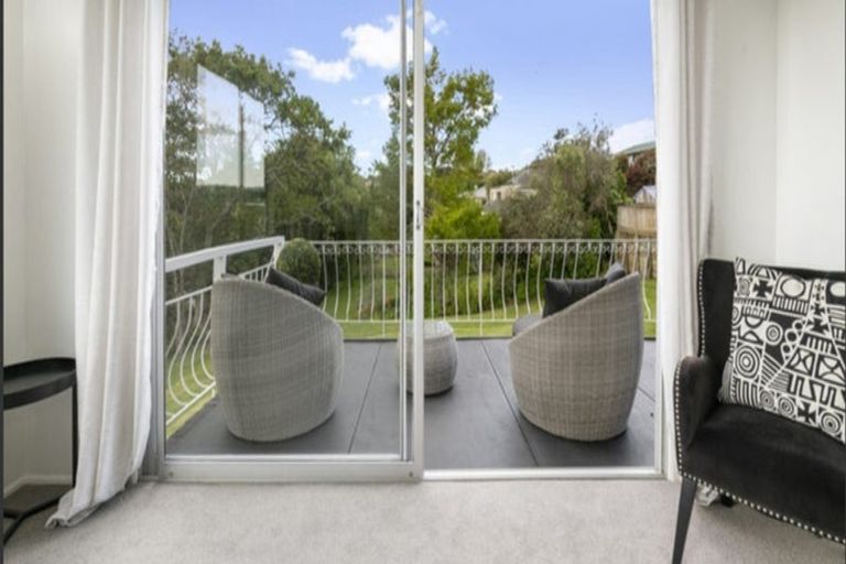 Photo of property in 2 Francis Street, Hauraki, Auckland, 0622