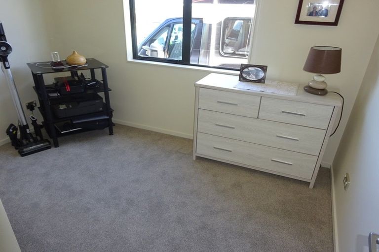 Photo of property in 11 Te Awa Street, Foxton Beach, Foxton, 4815