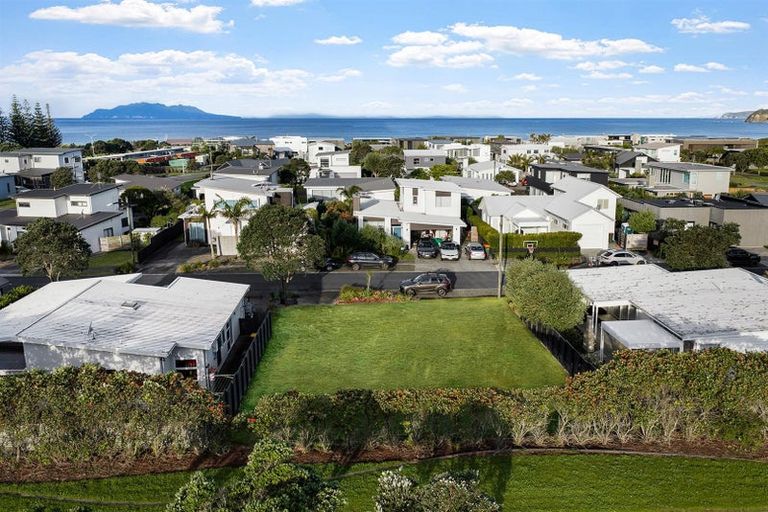 Photo of property in 20 Te Mana Street, Omaha, 0986