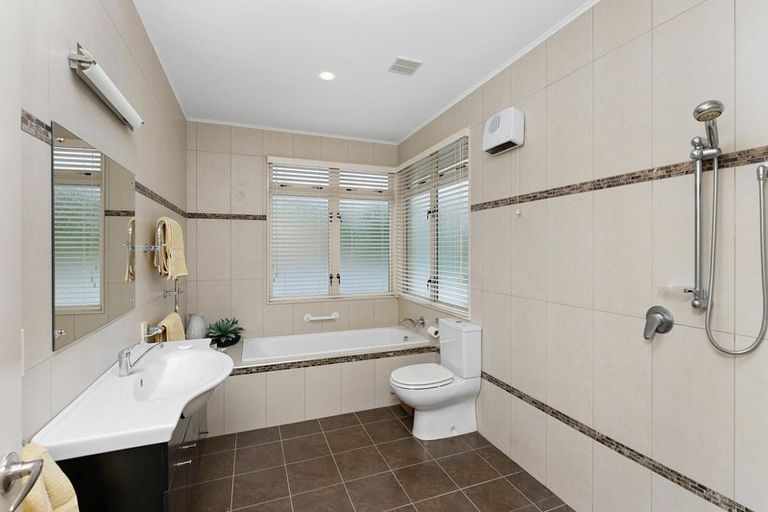 Photo of property in 122 Mickell Road, Hautere, Otaki, 5582