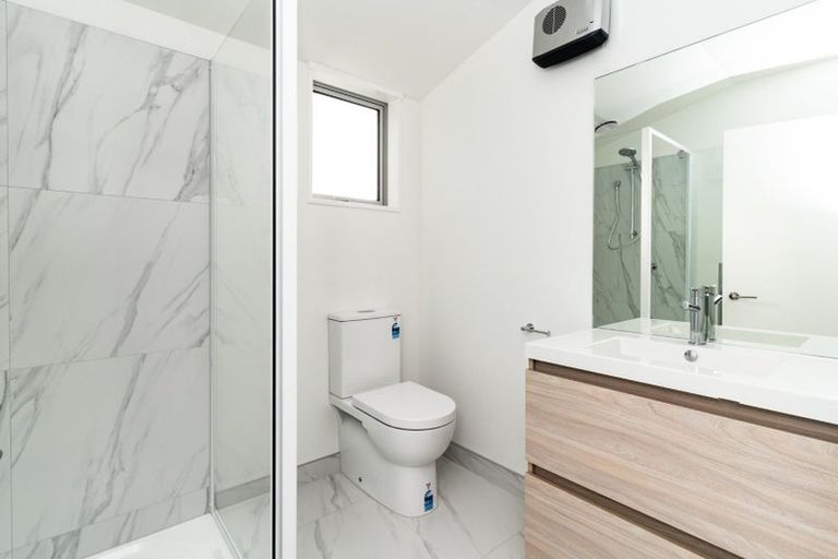 Photo of property in 9/51 Hills Road, Edgeware, Christchurch, 8013