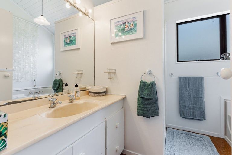 Photo of property in 2/9 Calliope Road, Devonport, Auckland, 0624