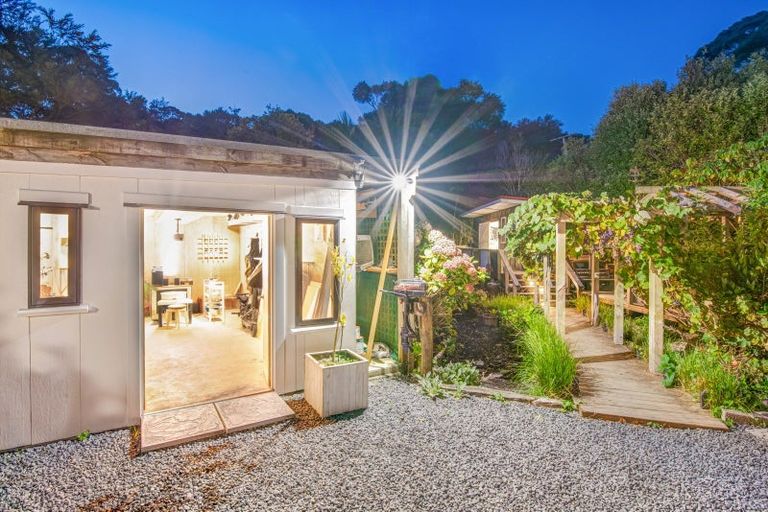 Photo of property in 295 Kanohi Road, Kaukapakapa, 0873