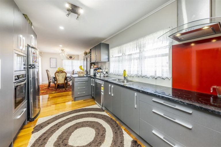 Photo of property in 82 Station Road, Papatoetoe, Auckland, 2025