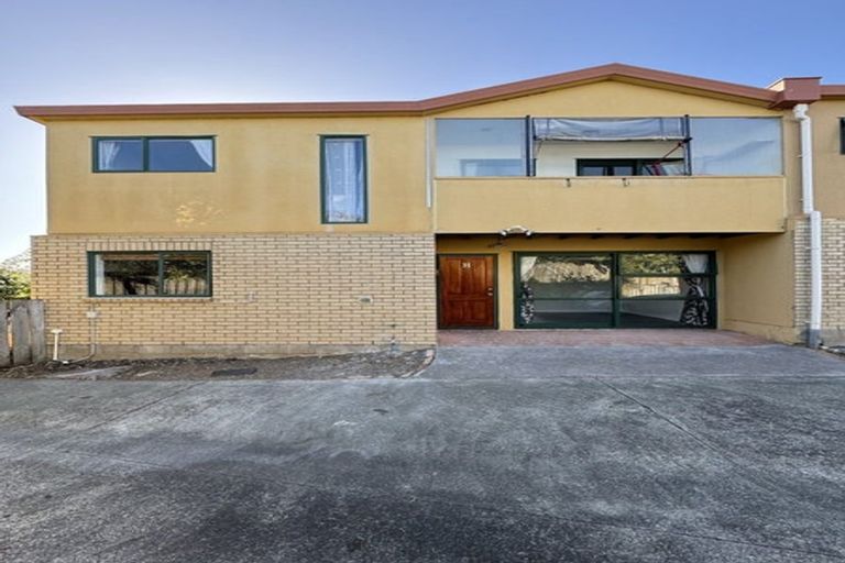 Photo of property in 59h Astley Avenue, New Lynn, Auckland, 0600