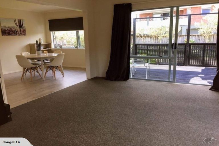 Photo of property in 11b Springs Road, Parakai, 0830