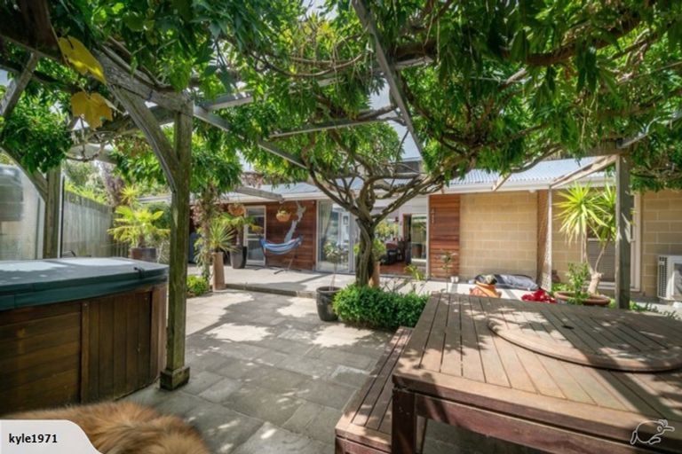 Photo of property in 119 Waimairi Road, Ilam, Christchurch, 8041