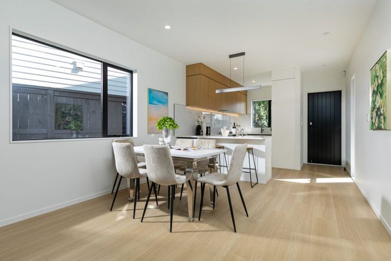 Photo of property in 3 Riroriro Road, Hobsonville, Auckland, 0616