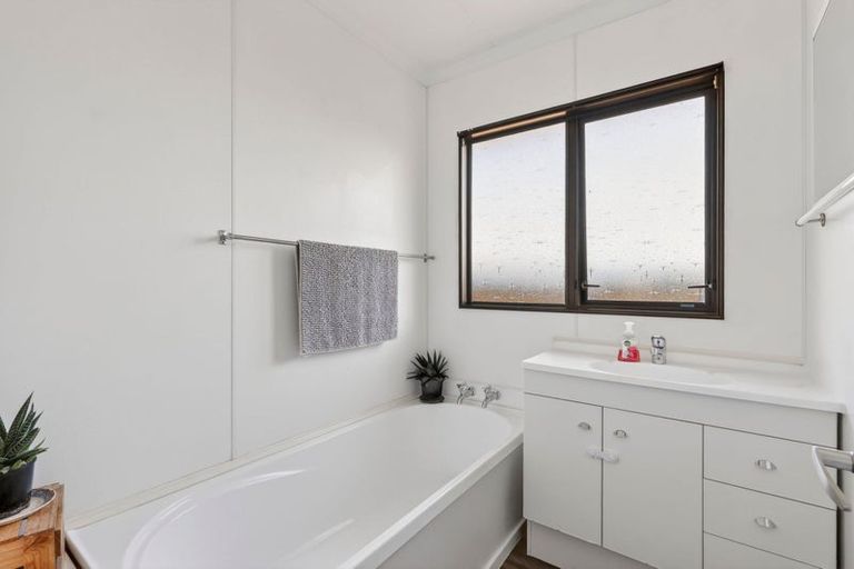 Photo of property in 23 Lord Auckland Road, Wakefield, 7025