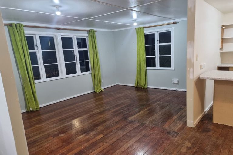 Photo of property in 28 Rata Street, Naenae, Lower Hutt, 5011