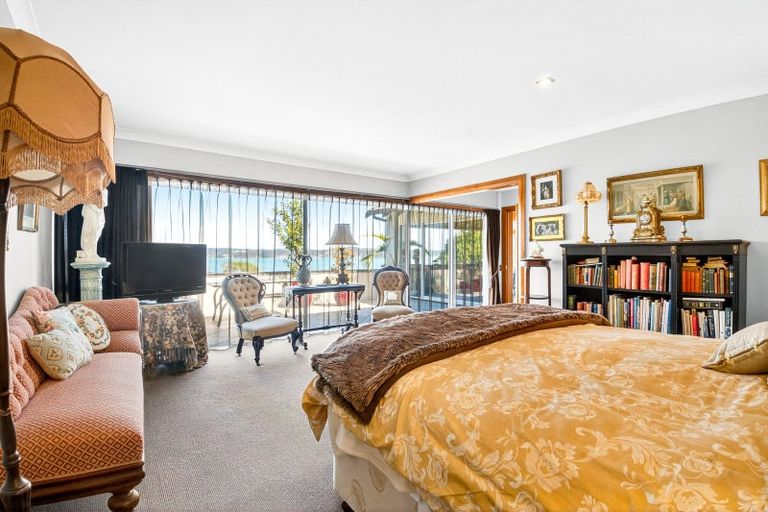 Photo of property in 8 Prospect Street, Russell, 0202