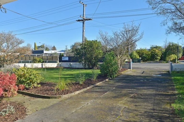 Photo of property in 234 High Street North, Carterton, 5713