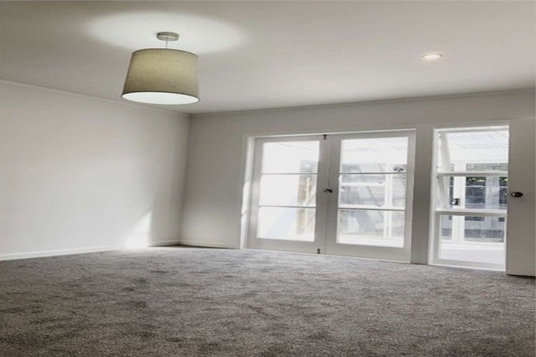 Photo of property in 175 Portage Road, New Lynn, Auckland, 0600