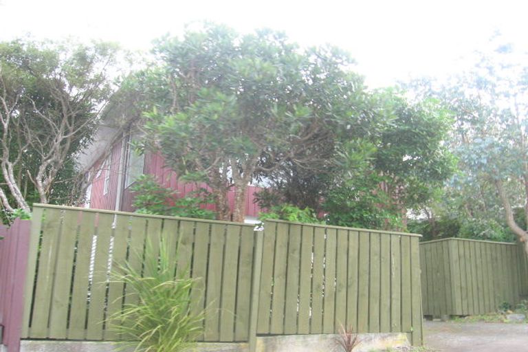 Photo of property in 7 Camellia Terrace, Maungaraki, Lower Hutt, 5010