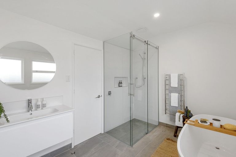 Photo of property in 22 Tuirau Place, Ilam, Christchurch, 8041