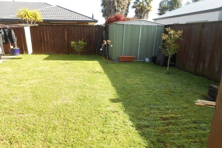 Photo of property in 35 Green Lane, Pukekohe, 2120