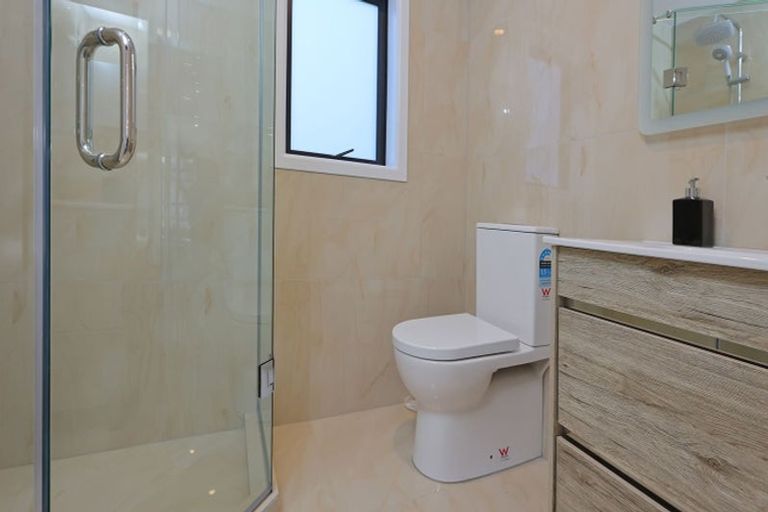 Photo of property in 538b Swanson Road, Ranui, Auckland, 0612