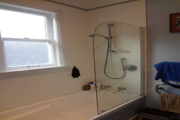 Photo of property in 24 Hinau Road, Hataitai, Wellington, 6021