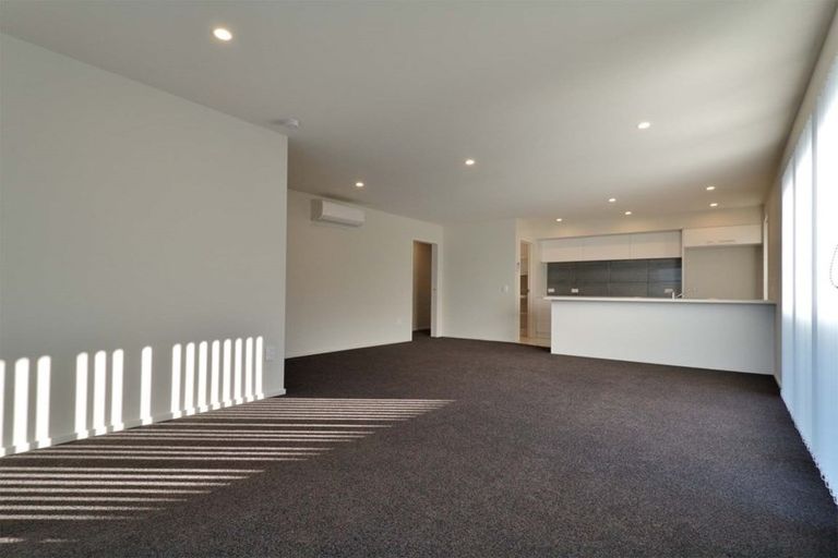 Photo of property in 5 Keeper Close, Woodend, 7610