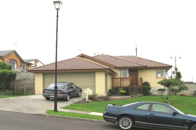 Photo of property in 12 Rush Creek Drive, Westgate, Auckland, 0614