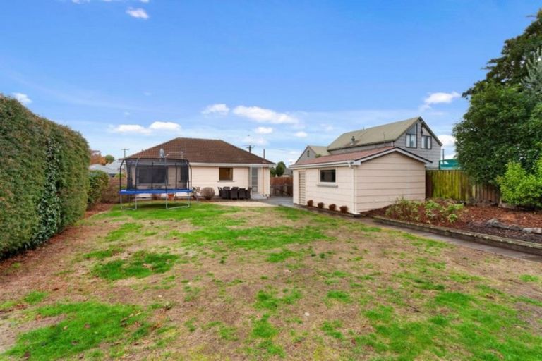 Photo of property in 16 Bassett Street, Burwood, Christchurch, 8083