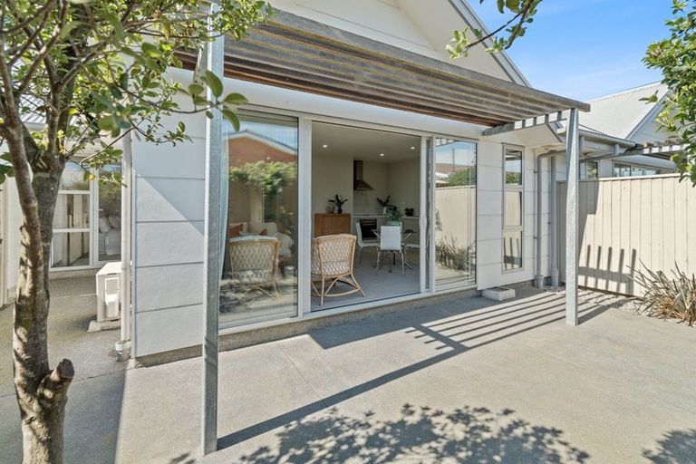 Photo of property in 11g Clarence Street South, Addington, Christchurch, 8024