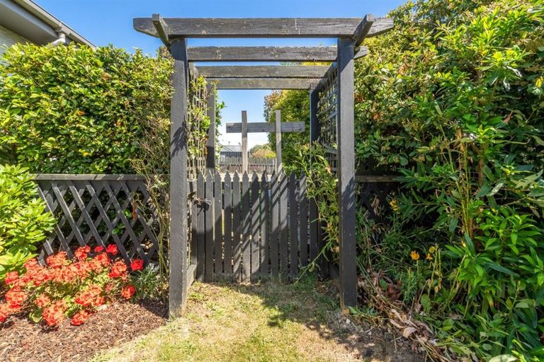 Photo of property in 2 Marshall Street, Strathern, Invercargill, 9812