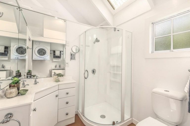 Photo of property in 31 Huanui Street, Ranui, Porirua, 5024