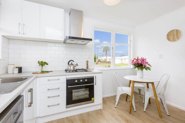 Photo of property in 1/19 Clouston Park Road, Clouston Park, Upper Hutt, 5018