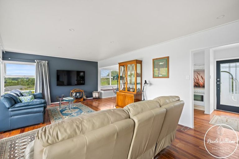 Photo of property in 275 Metcalfe Road, Matakohe, 0593