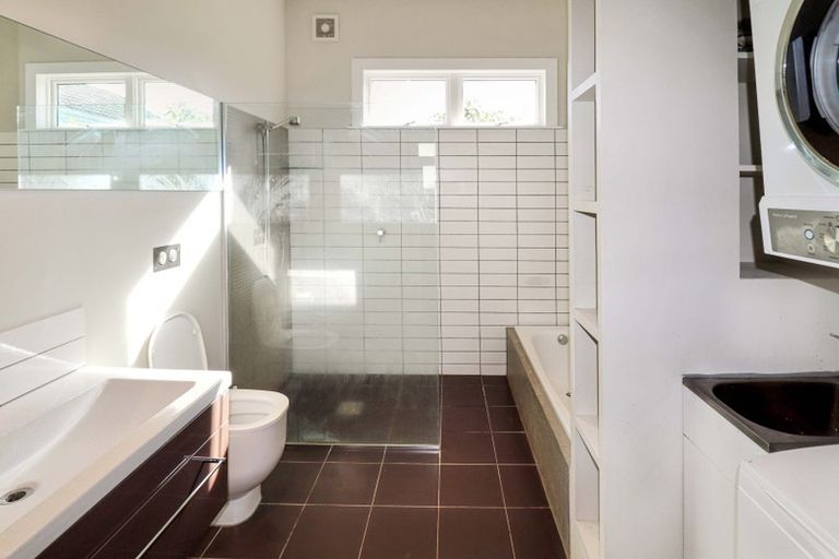 Photo of property in 20 Mersey Street, Island Bay, Wellington, 6023